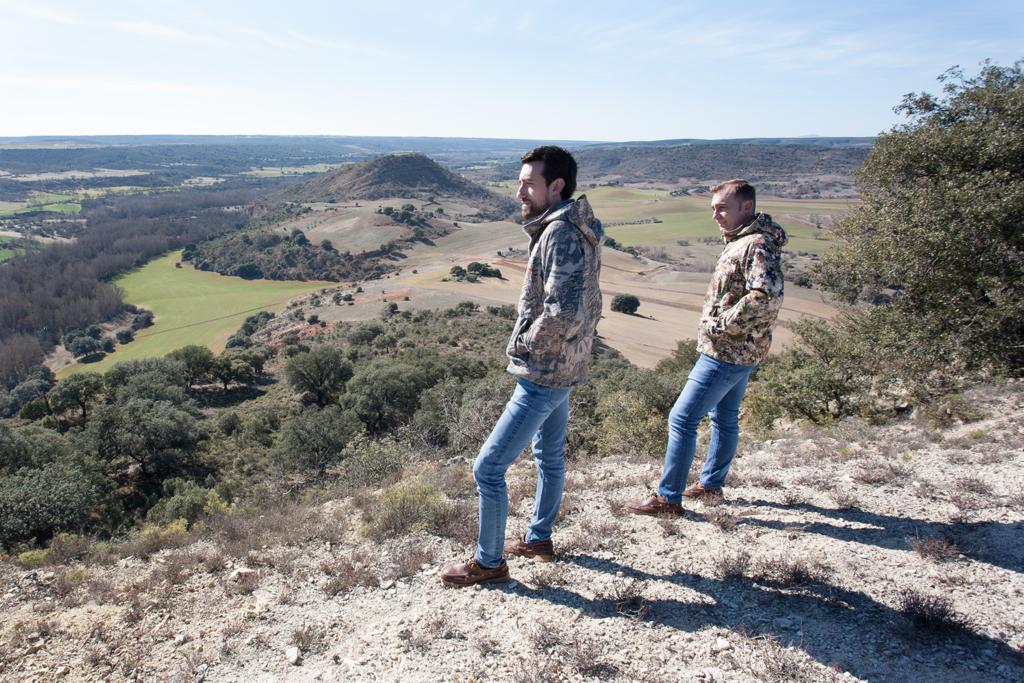 Hermanos Garzón en el campo